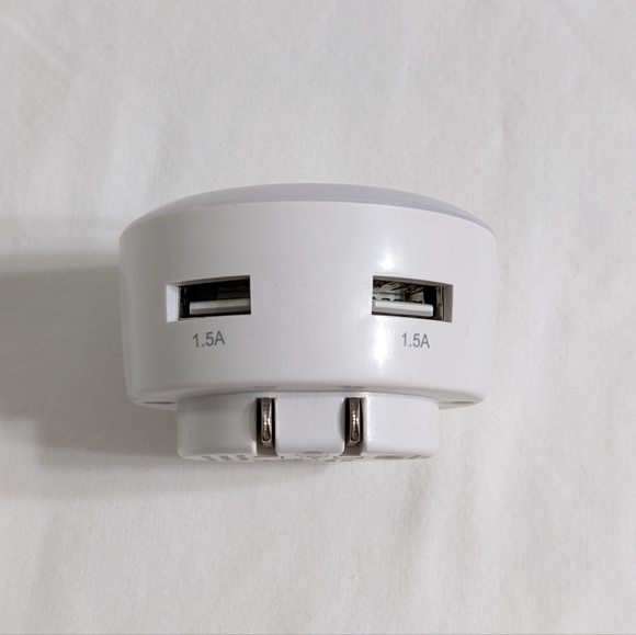 Dual USB LED Night Lights, Portable Design, Bundle Of 2, NEW - Picture 5 of 7